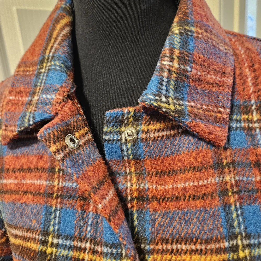 Jodifl Plaid Shacket Shirt Snap Front Size Medium Women's - Picture 3 of 7